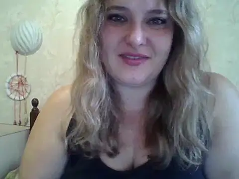 ParisMimi online show from 10.21.25