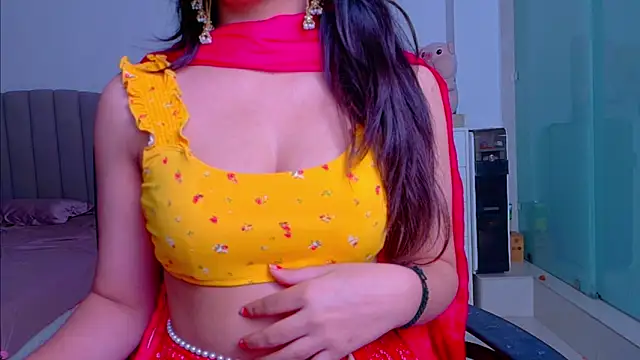 Aashika-Kaur online show from 12.02.25