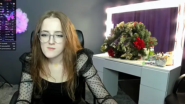 liana kisses online show from 12.24.24