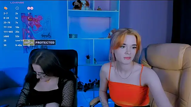 liana kisses online show from 01.08.25