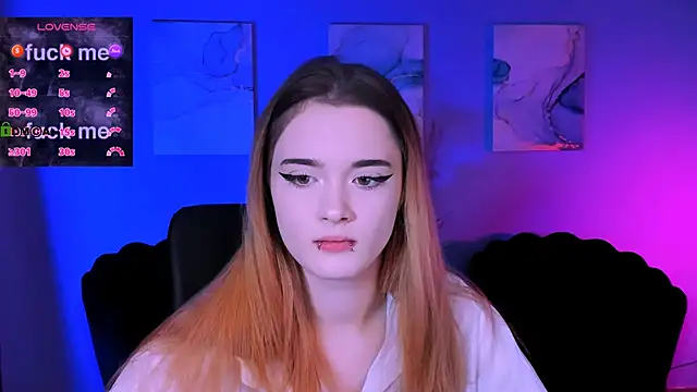 liana kisses online show from 11.25.25