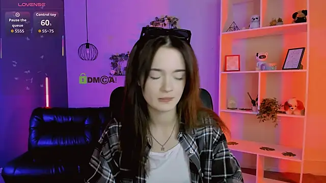 liana kisses online show from 04.17.26