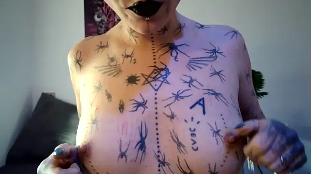 ValeryCrowley14 online show from 02.12.26