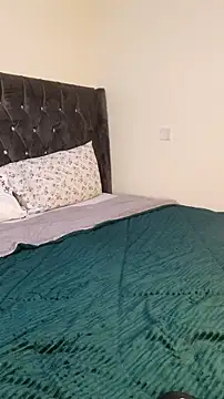 Snapshot of judy_the_booty chatting on 10.31.25 judy the booty online show from 10.31.25