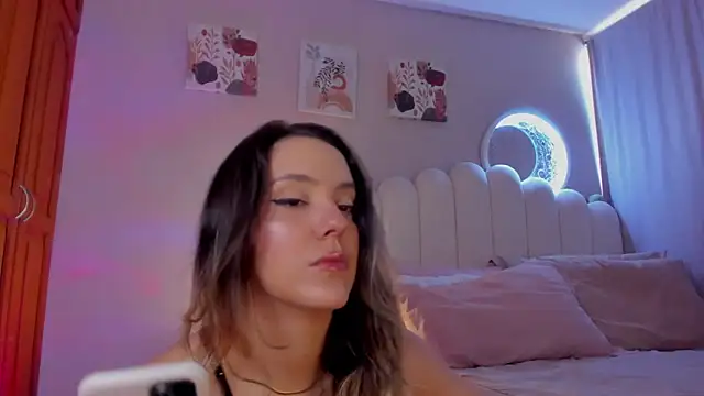 martinaaricci online show from 11.17.25