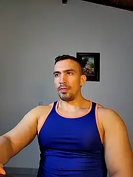 Snapshot of jhay-crux chatting on 12.11.24 jhay-crux online show from 12.11.24