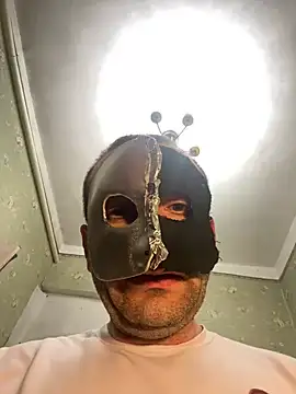 Ariel Ari online show from 02.13.25