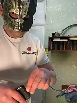 Ariel Ari online show from 03.10.25