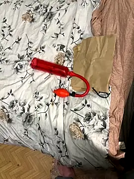 Ariel Ari online show from 09.14.25