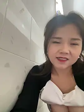 Snapshot of Efangfang chatting on 01.09.25 Efangfang online show from 01.09.25