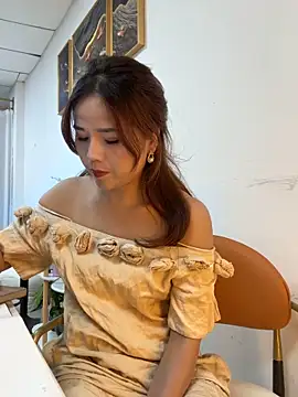 Snapshot of Efangfang chatting on 11.12.25 Efangfang online show from 11.12.25