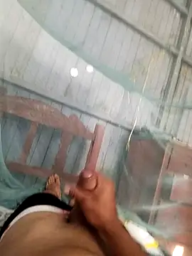 Snapshot of leyel00155 chatting on 10.07.25 leyel00155 online show from 10.07.25