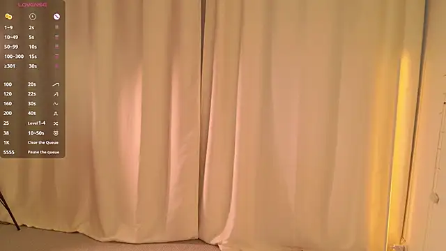 EmiliaDreams online show from 09.15.25