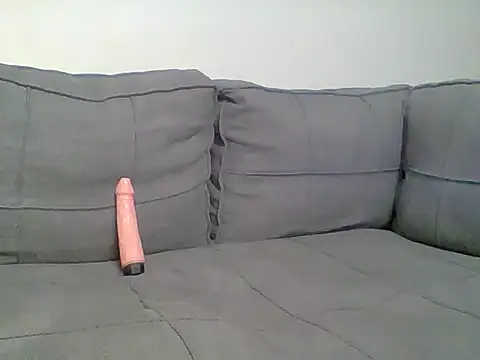 Aiyola online show from 11.25.25