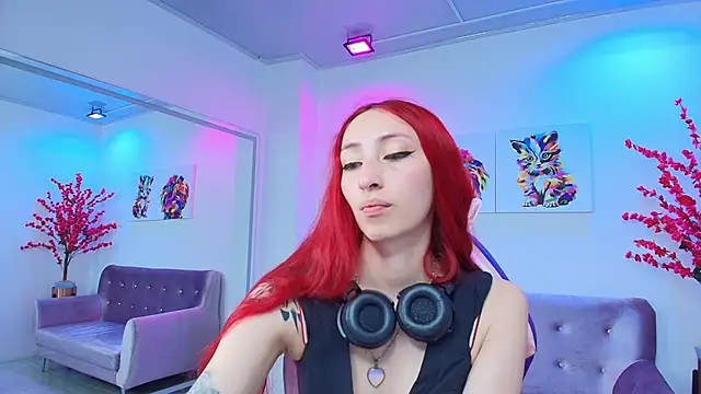 Snapshot of Vermelha_Gremory_ chatting on 01.27.25 Vermelha Gremory online show from 01.27.25