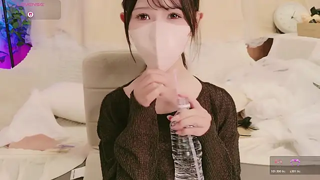 Snapshot of Conatsu chatting on 07.08.26 Conatsu online show from 07.08.26