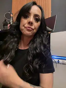 AndreaValencia online show from 01.29.25