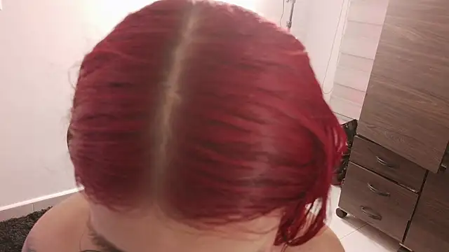 Snapshot of selene_red_ chatting on 07.12.26 selene red online show from 07.12.26