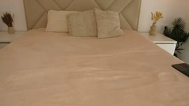 Snapshot of funny_to_see_you_here chatting on 09.23.25 funny to see you here online show from 09.23.25