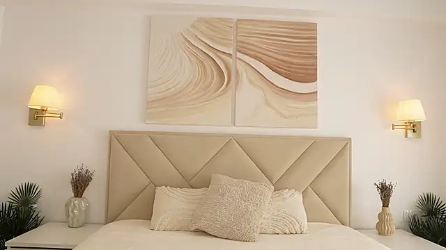 Snapshot of funny_to_see_you_here chatting on 10.27.25 funny to see you here online show from 10.27.25