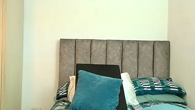 karina lewis  online show from 03.14.26