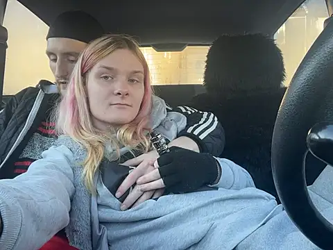 Snapshot of emma_neko chatting on 01.13.25 emma neko online show from 01.13.25