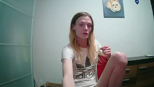 Snapshot of emma_neko chatting on 03.22.26 emma neko online show from 03.22.26