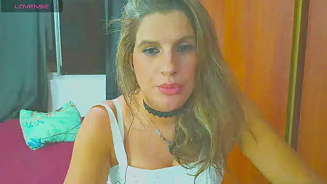 Snapshot of dalila_sexxx chatting on 01.25.25 dalila sexxx online show from 01.25.25