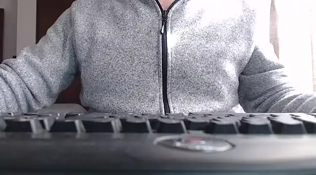 Snapshot of cd_for_love chatting on 03.09.25 cd for love online show from 03.09.25