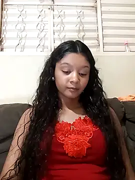 Snapshot of heleny901 chatting on 02.12.25 heleny901 online show from 02.12.25