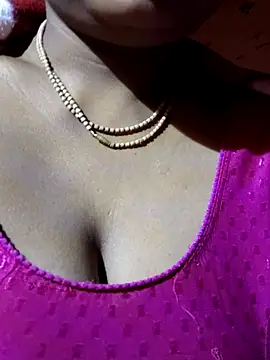 DARK WINE  online show from 11.10.25