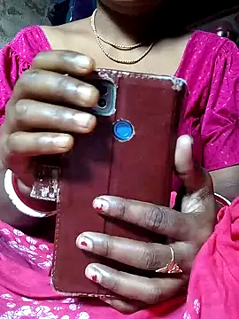 DARK WINE  online show from 12.15.25