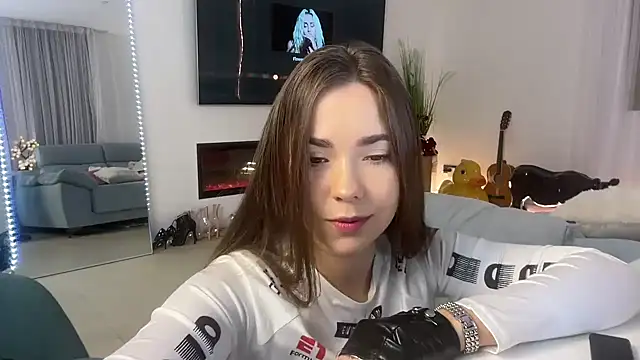 Snapshot of Mika_Miller chatting on 02.03.26 Mika Miller online show from 02.03.26