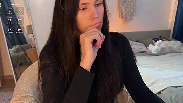 Snapshot of jennetdoll chatting on 09.20.25 jennetdoll online show from 09.20.25