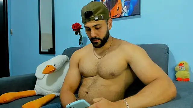 Snapshot of ETHAN_ROX chatting on 01.20.25 ETHAN ROX online show from 01.20.25