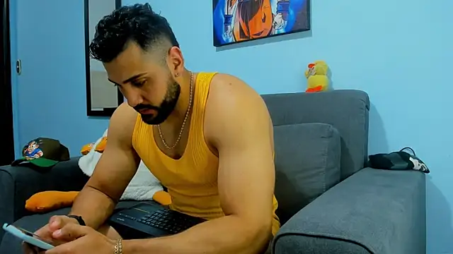 Snapshot of ETHAN_ROX chatting on 01.31.25 ETHAN ROX online show from 01.31.25