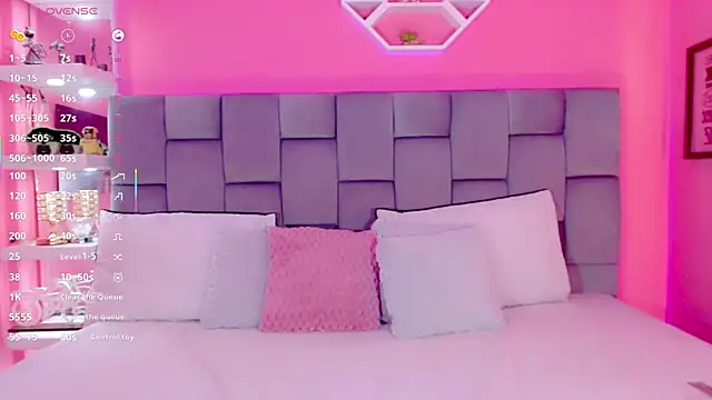 AlanaBekeer online show from 02.18.25