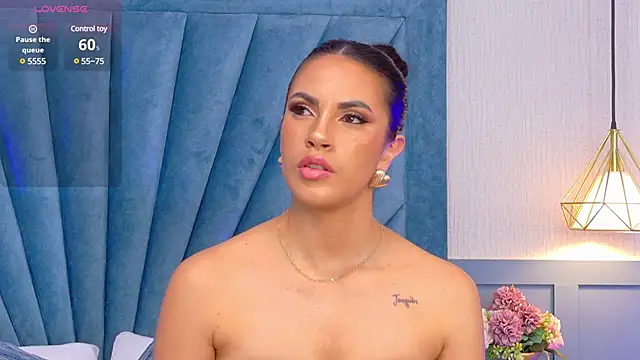 Camille Torres online show from 02.26.25