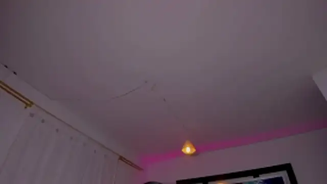 Scarlett 811 online show from 11.13.25