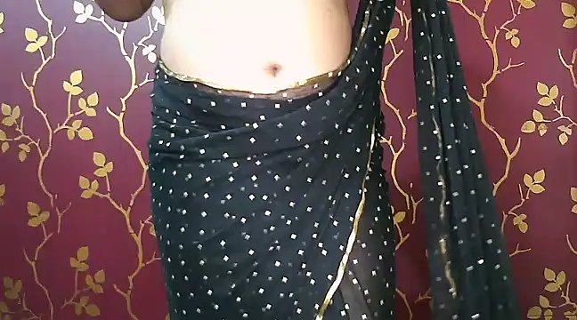 VR here 4U online show from 02.08.25