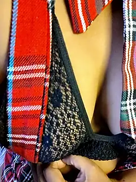 VR here 4U online show from 02.02.26