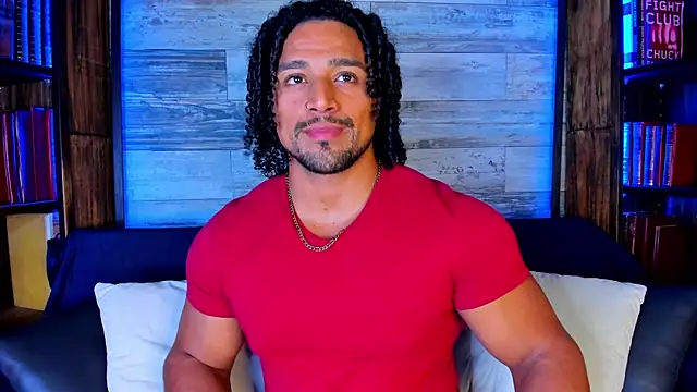 Snapshot of MikeEstevess chatting on 07.19.26 MikeEstevess online show from 07.19.26