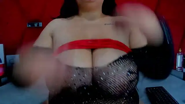 Thyna Smithx69 online show from 01.31.25