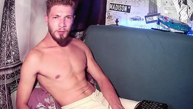 Snapshot of jimmyy_ chatting on 09.22.25 jimmyy online show from 09.22.25