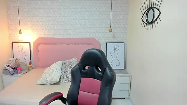 Kittytimberlake online show from 10.03.25