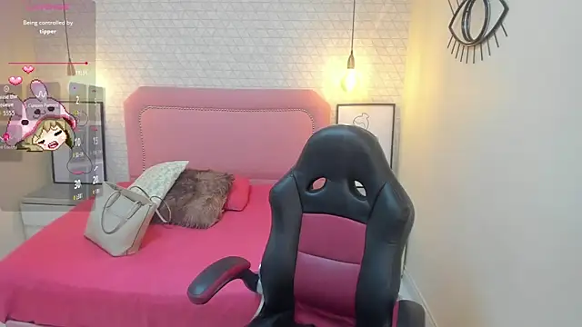 Kittytimberlake online show from 10.22.25