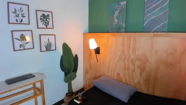 jacob-coper online show from 09.10.25