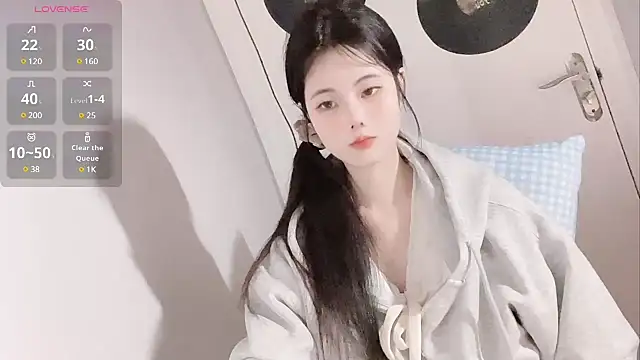 Qedgjwyz1 online show from 02.07.25