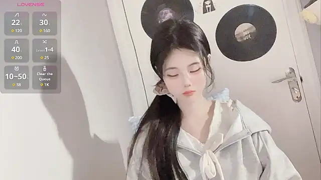 Qedgjwyz1 online show from 02.14.25