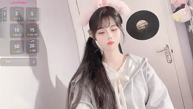 Qedgjwyz1 online show from 03.07.25